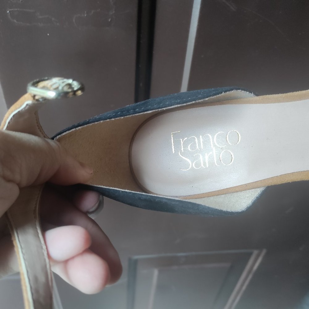 Block Basic Color Heels - Picture 4 of 5